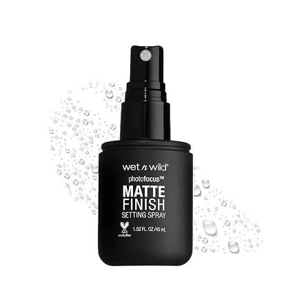 Wet n Wild Photo Focus Matte Setting Spray, Matte Appeal, 45ml | Fix Setting Spray, Settling In Fine Lines & Pores, Prevents Cracks, Long Lasting, Weightless & Non-greasy | Infused with Aloevera